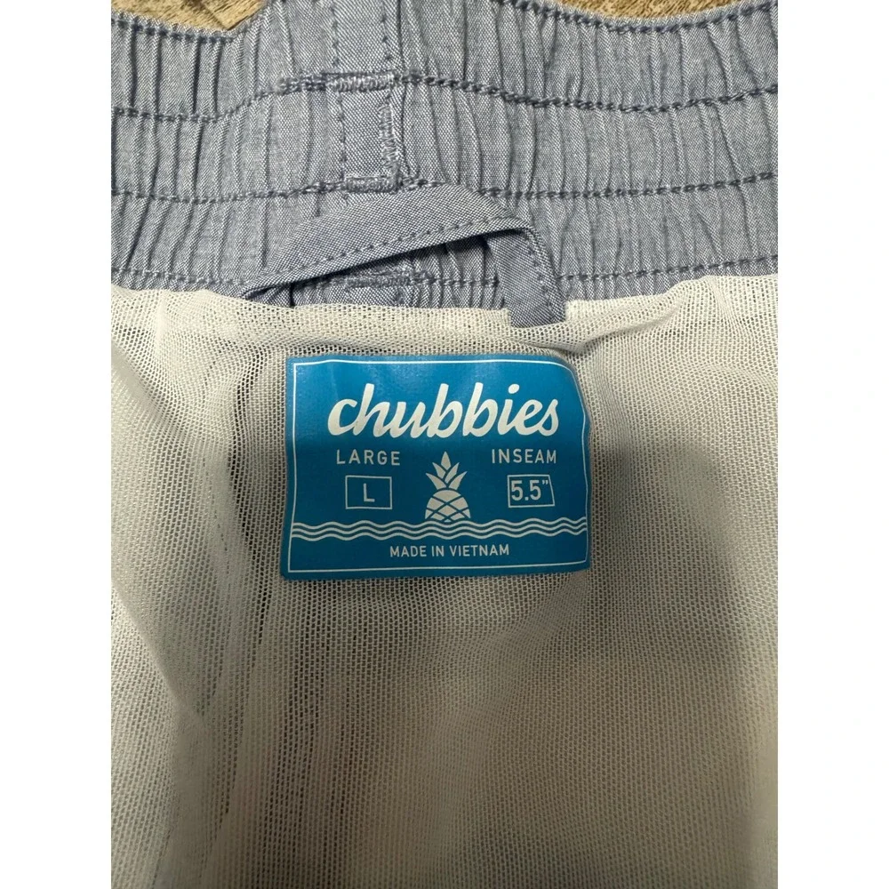 Chubbies Mens Striped Swim Trunks Grey Blue Pink 5.5 Inch Inseam Size Large